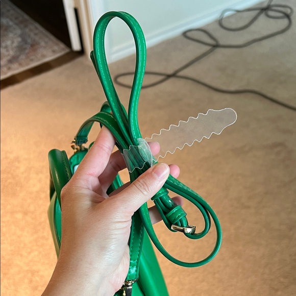 A New Day Vibrant Green Mini Bag - Picture 4 of 4